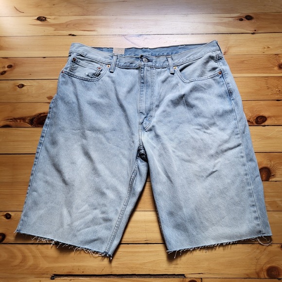 Levi's Other - Levis 550 Jean Shorts Mens ACTUAL 39 12 Inch Relaxed Light Wash Baggy 90s Dad